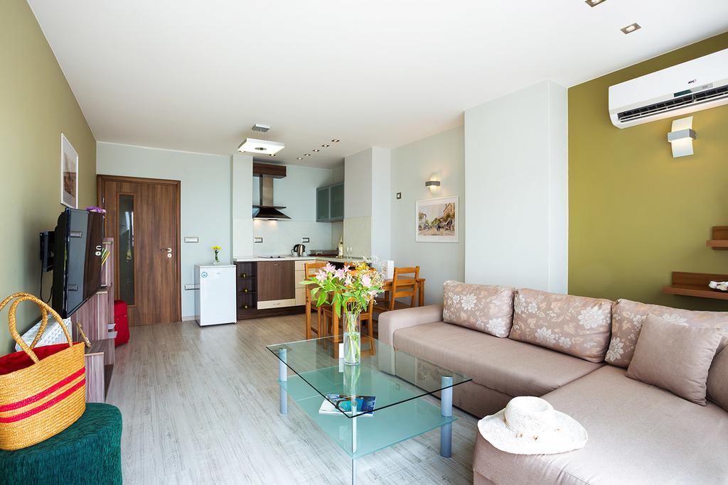Aparthotel Prostor Kavarna Dış mekan fotoğraf