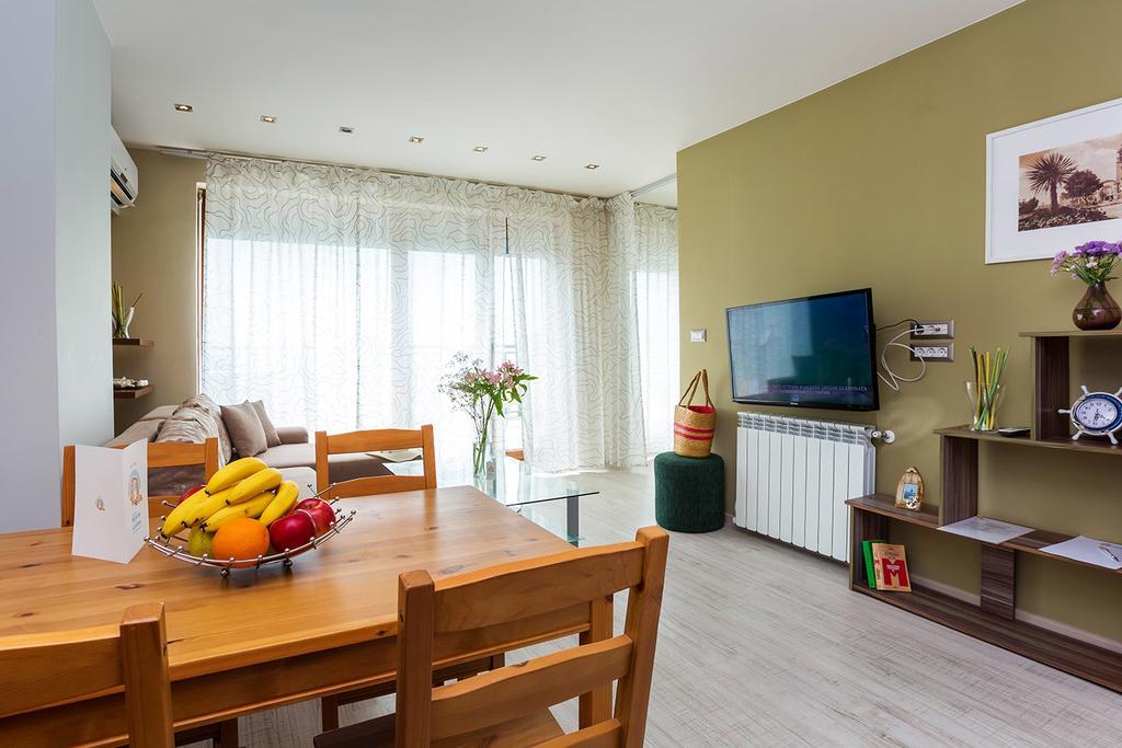 Aparthotel Prostor Kavarna Dış mekan fotoğraf